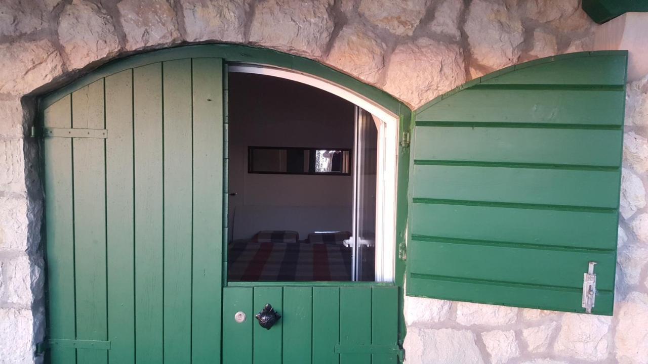Cottage Holiday Home Omis Exterior photo